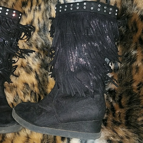 Justice size 2 fringed boots glitzy - Picture 2 of 5